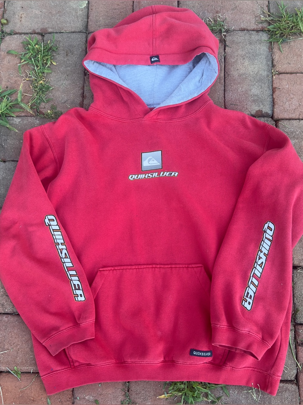 Vintage Y2K Quicksilver Faded Red Hoodie .